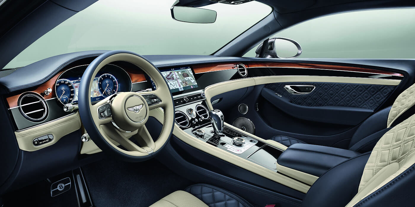 CONTINENTAL-GT-FRONT-INTERIOR-WITH-NEW-STEERING-WHEEL-20